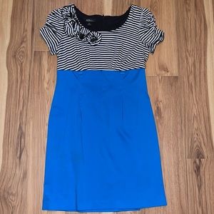 Short sleeve dress